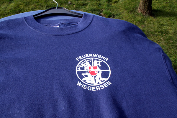 Pullover Beflockung mit Logo und Schrift, Feuerwehr Wiegersen